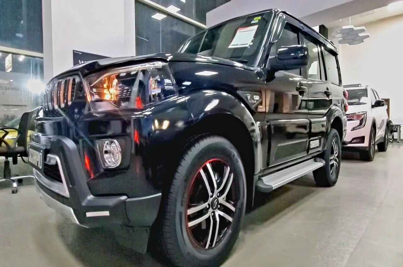 Mahindra Scorpio Classic: बस थोड़ा और इंतजार, पेश होगी 12 Aug को महिंद्रा की नई Scorpio Classic कार, जानें फीचर्स