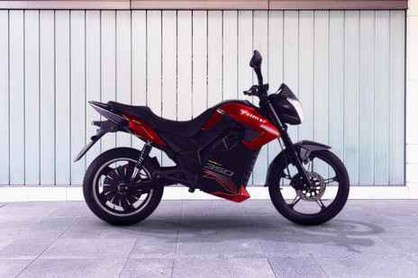 Pure EV etryst 350: सिंगल चार्ज में 140KM का दम भरने वाली मेड-इन-इंडिया इलेक्ट्रिक बाइक लॉन्च, जानें कीमत