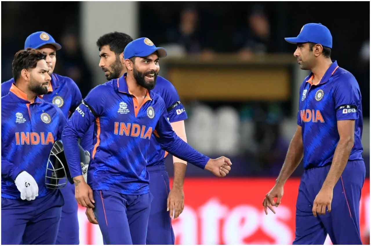 IND vs WI: टीम इंडिया ने जीता टॉस, पहले गेंदबाजी का फैसला, जडेजा बाहर इस खिलाड़ी की हुई एंट्री