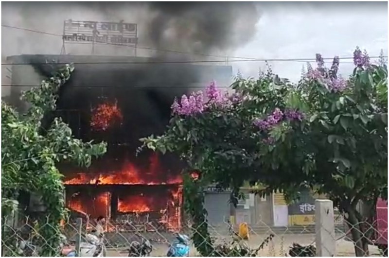 अस्पताल में आग