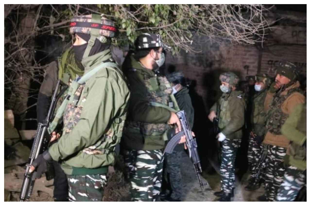 Srinagar: मुगल गार्डन के बाहर ग्रेनेड हमला, चार घायल