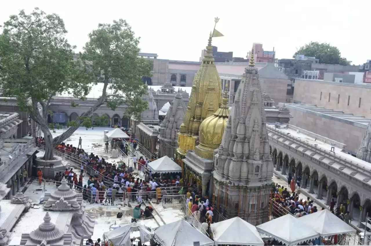 क्राउड मैनेजमेंट सीखने यूपी आए महाराष्ट्र के अधिकारी, भगवान विट्ठल मंदिर में भी लागू होगा 'काशी मॉडल'
