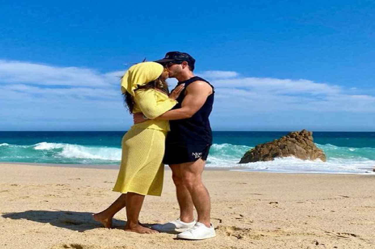 Nick Jonas ने वाइफी प्रियंका चोपड़ा पर फिर लुटाया प्यार, साझा की रोमांटिक तस्वीर
