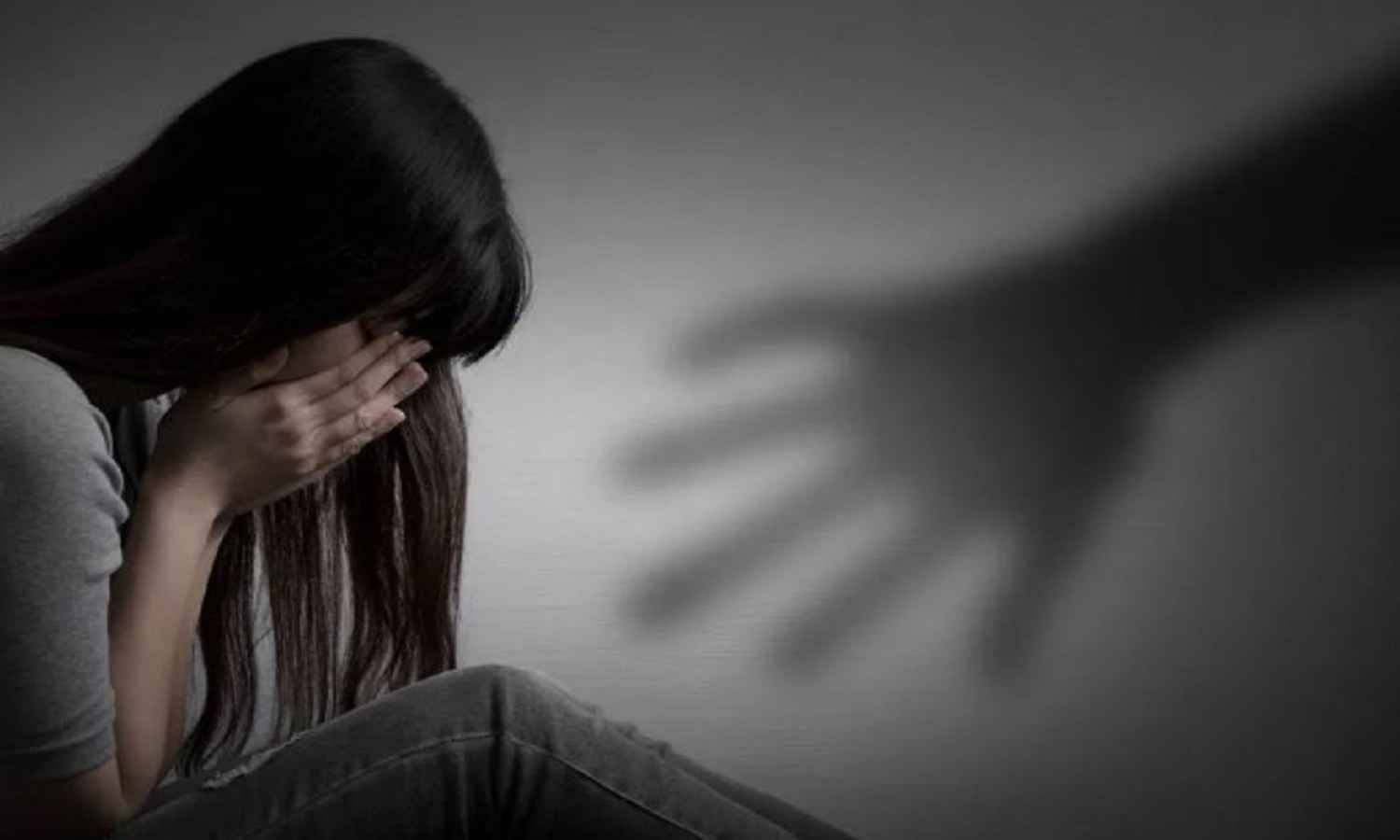 MP News: भाई के साथ बयान दर्ज कराने जा रही दुष्कर्म पीड़िता के साथ की गई मारपीट, 7 आरोपियों के खिलाफ केस दर्ज
