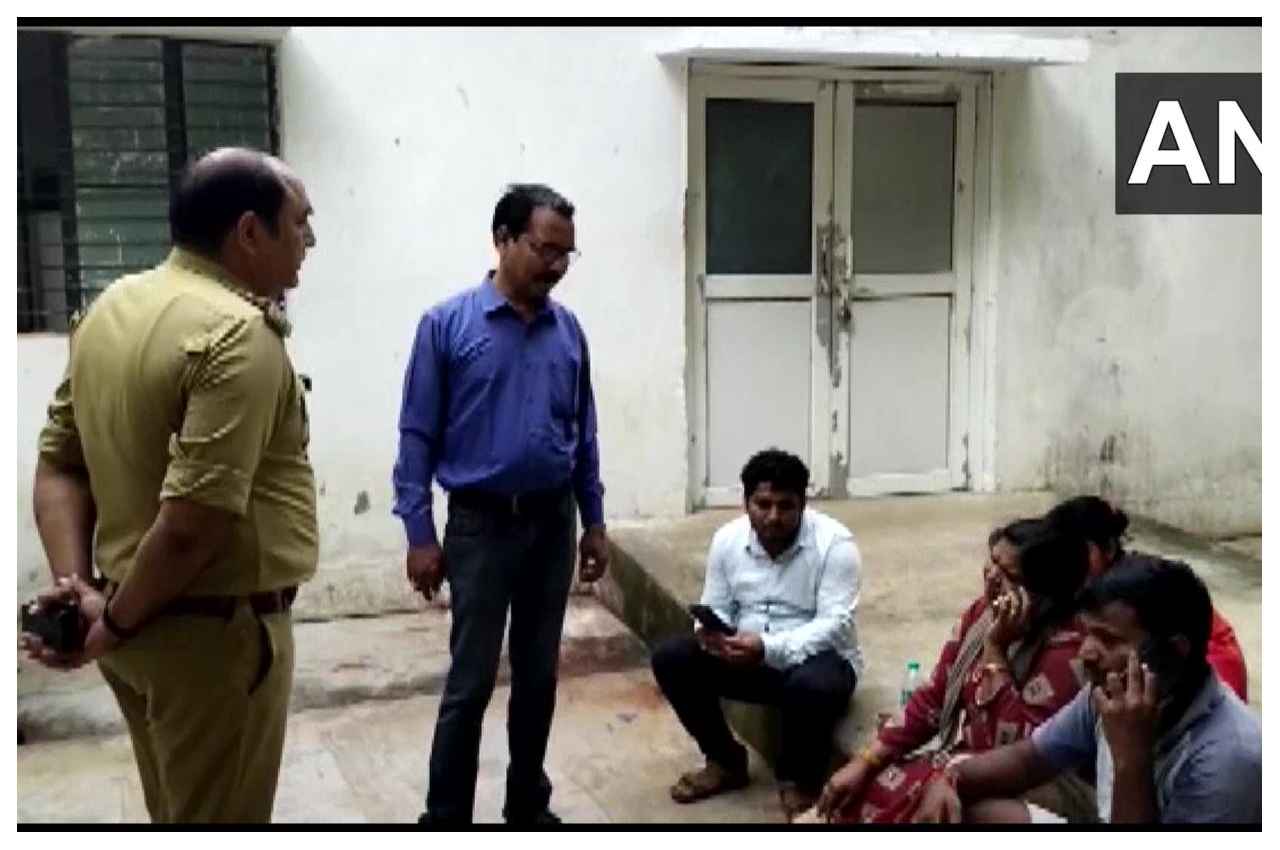Uttar Pradesh: सैफई मेडिकल यूनिवर्सिटी में फर्स्ट ईयर का छात्र मृत मिला