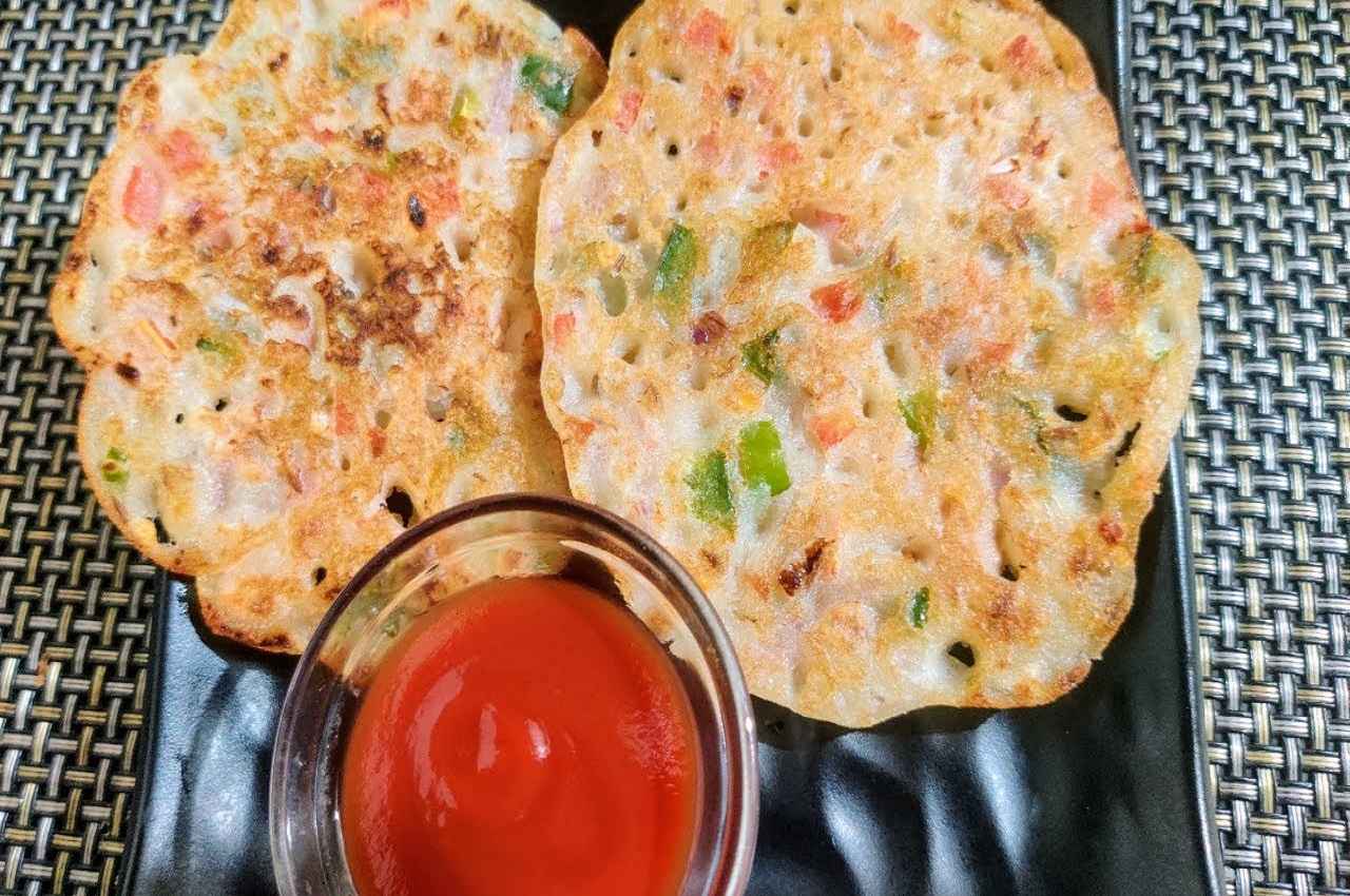 Rice Cheela Recipe: बचे हुए चावलों की मदद से बिना किसी झंझट बनाएं क्रिस्पी और टेस्टी चावल चीला, जानें रेसिपी
