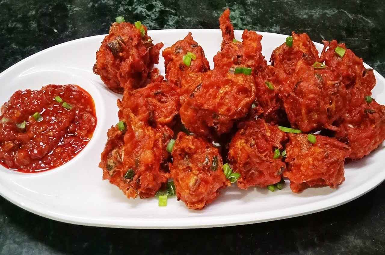 Manchurian Pakoda Recipe: स्नैक में क्रिस्पी मंचूरियन पकोड़ा बनाकर बच्चों को करें सरप्राइज, ये रही सिंपल रेसिपी