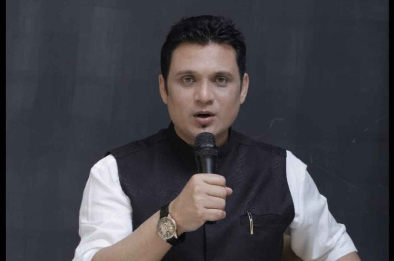 पिछले दो दशक से अंधविश्वास व कुप्रथा के विरुद्ध जन-जन को जागरूक कर रहे हैं - डॉ. दिव्यज्योति सैकिया