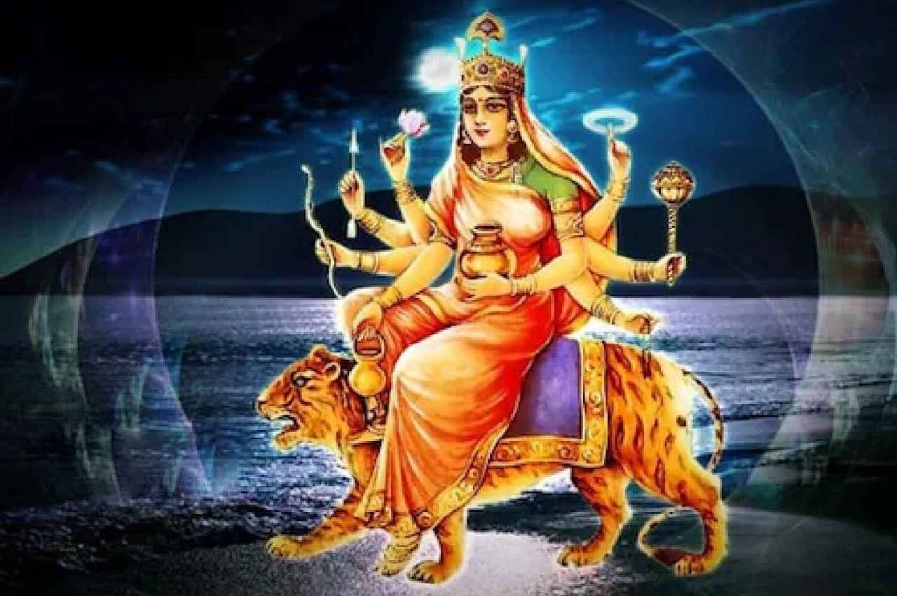 Navratri 2022: आप में भी आत्मविश्वास की कमी है तो ऐसे करें मां चंद्रघंटा की पूजा, फिर देखें फायदा