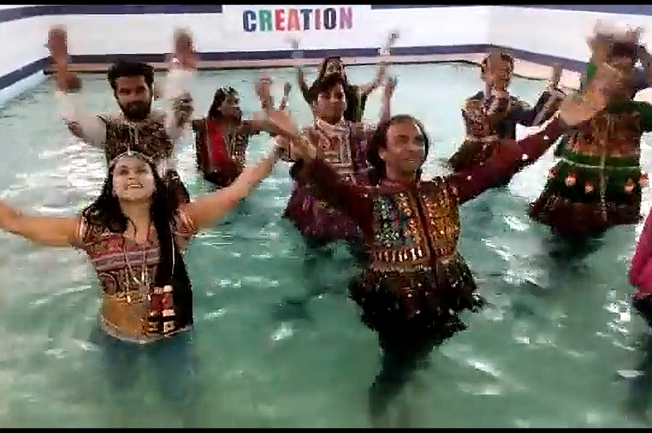 Garba in the swimming pool in Udaipur