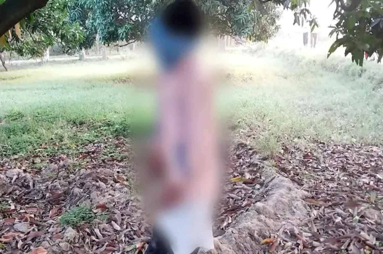 Bareilly: फंदे से लटका मिला युवक का शव, घरवाले बोले-प्रेम प्रसंग में हुई हत्या, अब सामने आए आपत्तिजनक फोटो