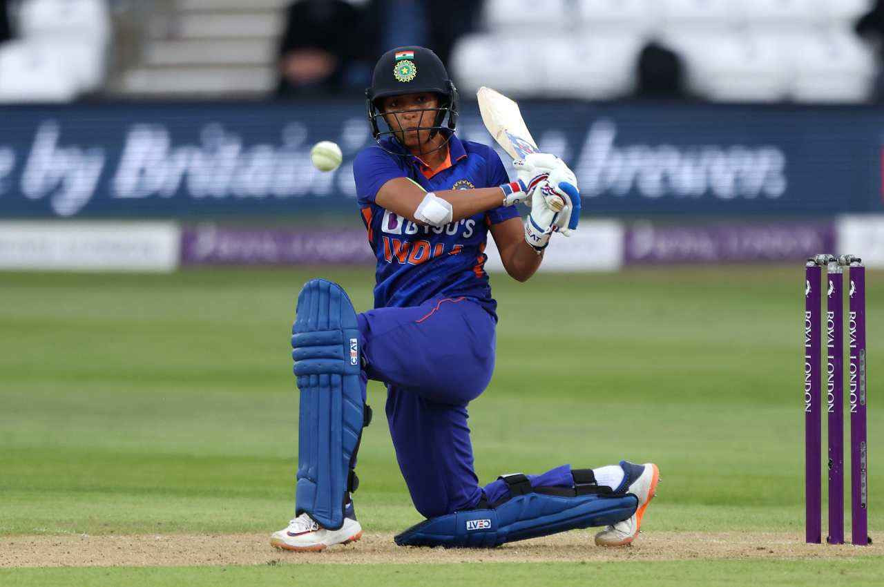 IND (9)
