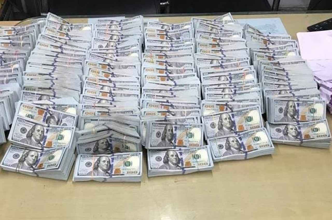 बंगाल: कोलकाता एयरपोर्ट पर दुबई जा रहे यात्री को पकड़ा, 9 करोड़ से ज्यादा के विदेशी नोट जब्त