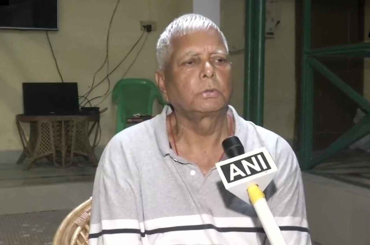 Bihar: राबड़ी देवी से पूछताछ के बाद अब लालू यादव होंगे सामने! बेटी मीसा भारती के घर पहुंची CBI