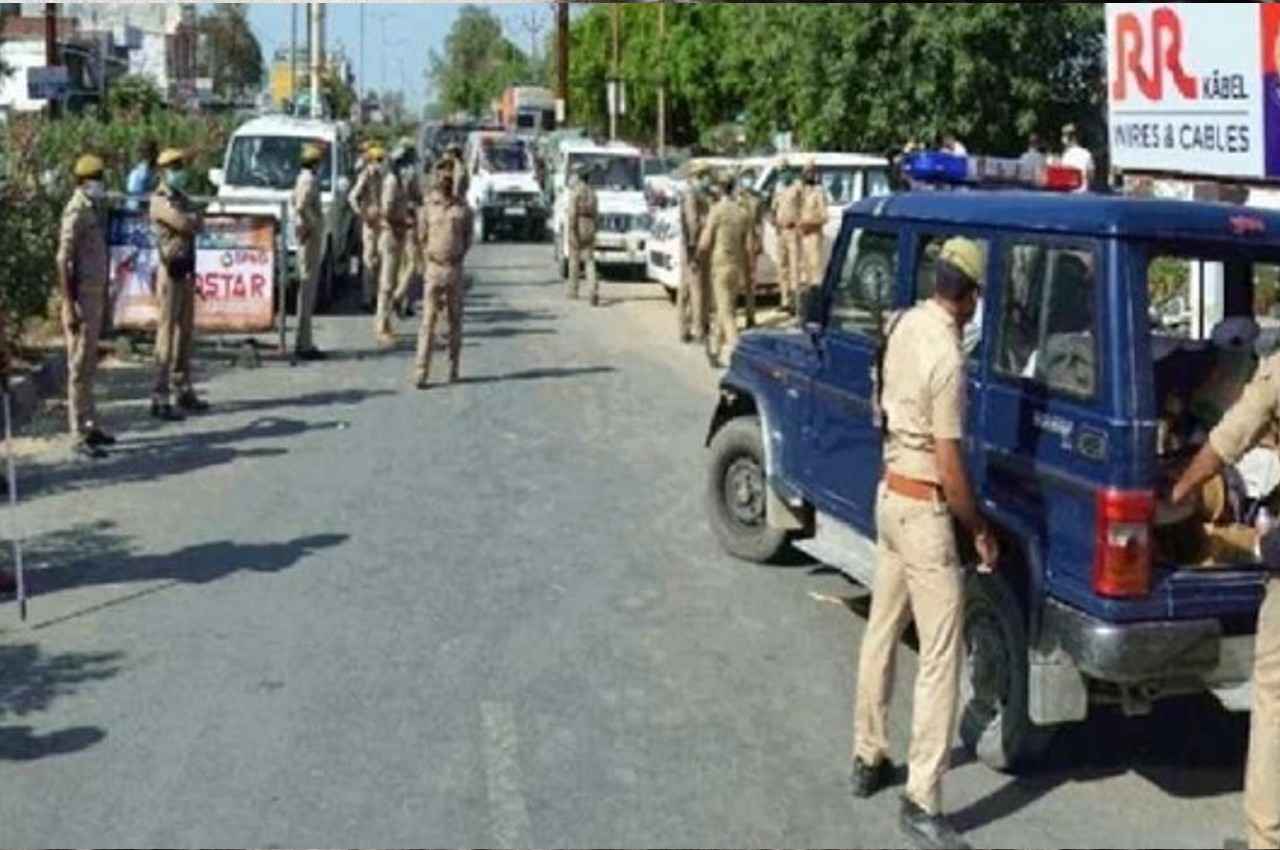 Odisha: तस्करी मामले में पुलिस की कार्रवाई पर भड़की भीड़, 200 लोगों ने थाने पर किया हमला