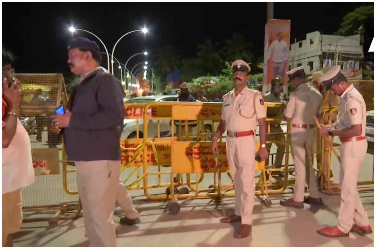 Karnataka: मुरुघ मठ के मुख्य पुजारी शिवमूर्ति मुरुघा शरणारू गिरफ्तार, नाबालिगों से यौन उत्पीड़न का आरोप