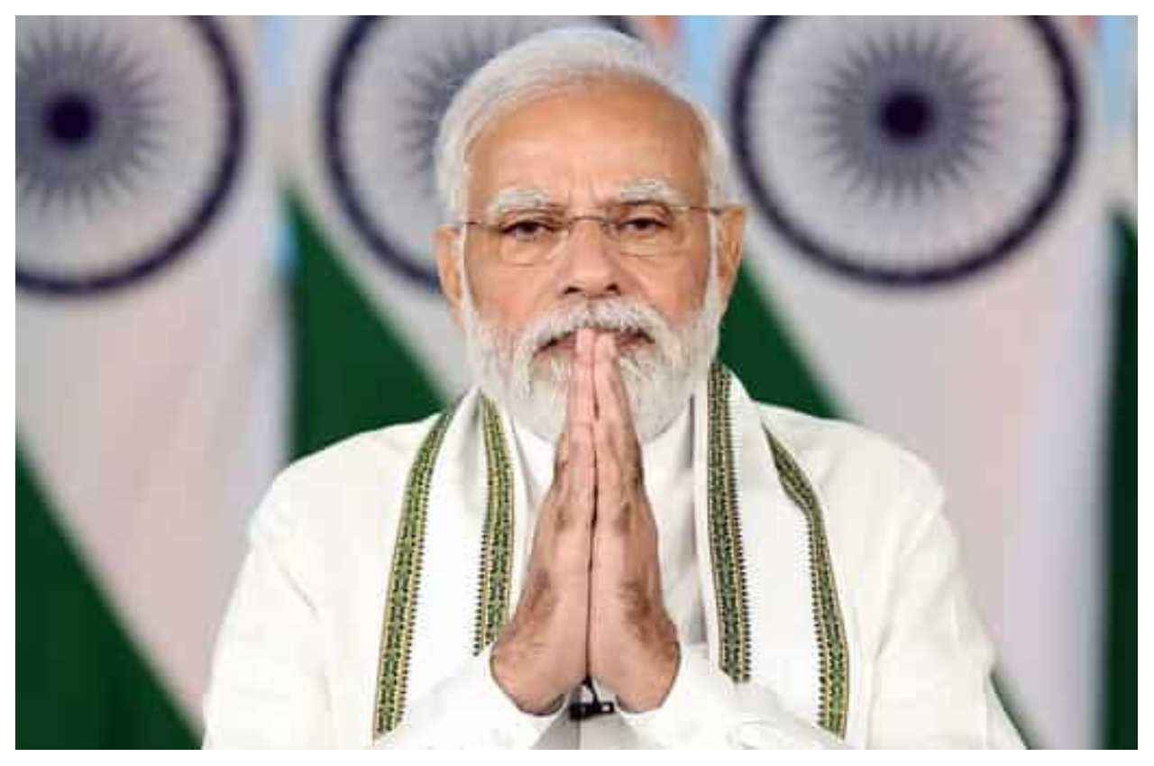 पीएम मोदी जन्मदिन:  शुभकामनाओं का लगा तांता, राहुल गांधी और थरूर ने दी बधाई