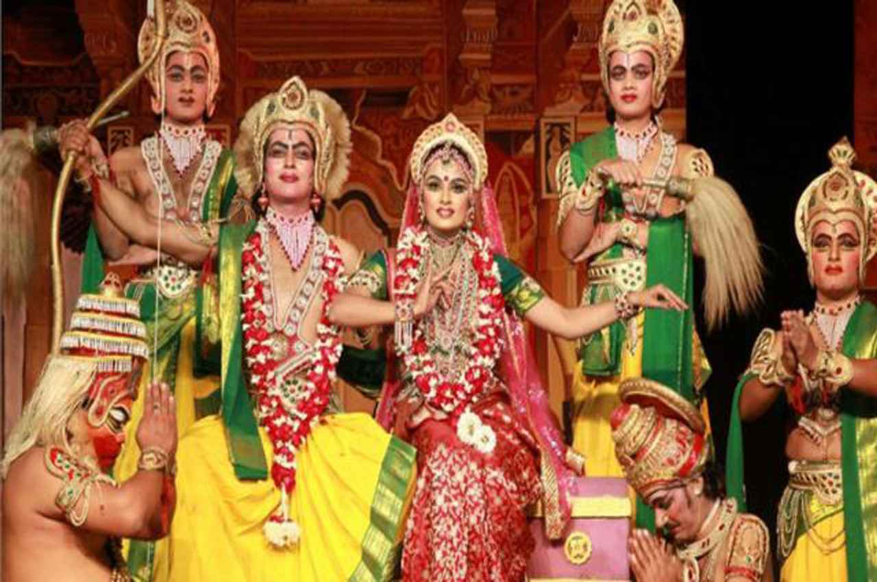 Noida: इस बार खास होंगी नोएडा की 4 रामलीलाएं, तैयार हो रहे 'कोरोना' और 'आतंकवाद' के पुतले