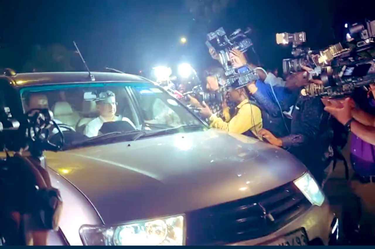 Rajasthan Crisis: सचिन पायलट पहुंचे 10 जनपथ, सोनिया गांधी से मुलाकात जारी