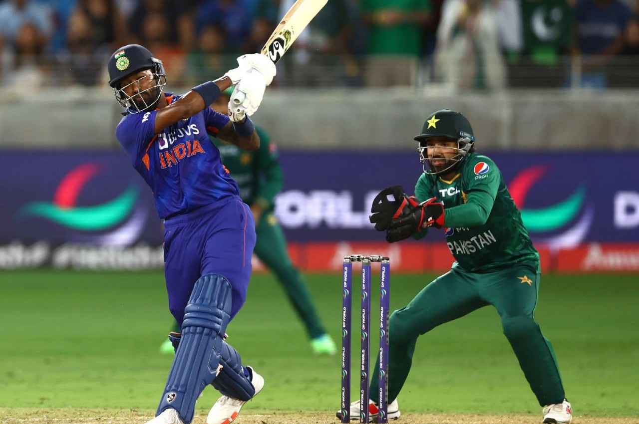 Men's T20I Batting Rankings: विराट कोहली को फायदा, बाबर और सूर्यकुमार को हुआ नुकसान, जानें कौन है नंबर 1