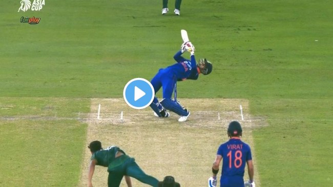 IND vs PAK Deepak Hooda played a unique shot IND vs PAK Deepak Hooda played a unique shot