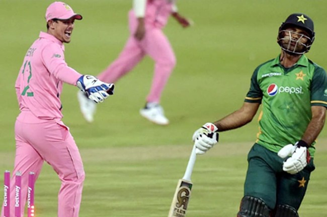 opposition team will get punishment five run penalty for distracting batsman