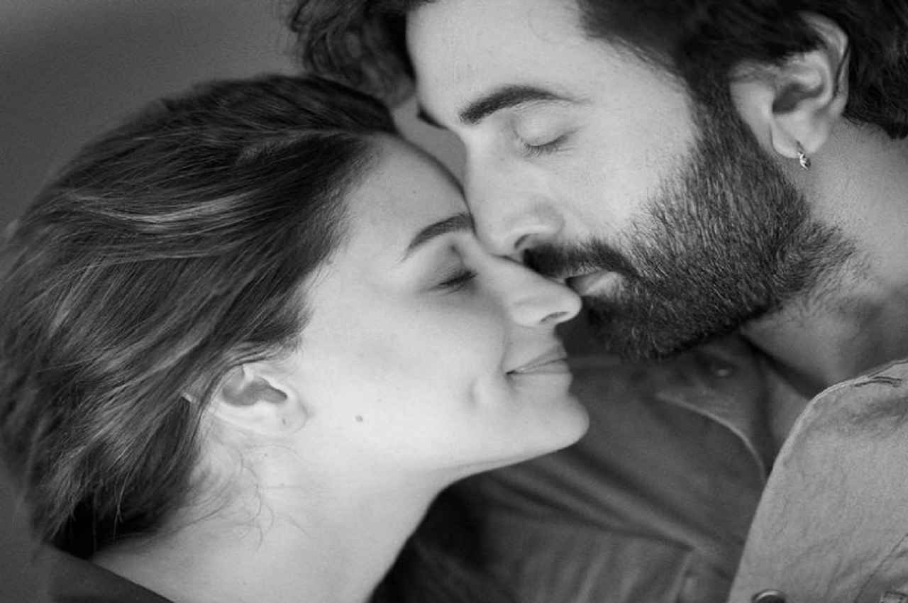 Alia Bhatt पर बेहद निर्भर हैं Ranbir Kapoor, बोले- बाथरूम तक नहीं जाता अगर..