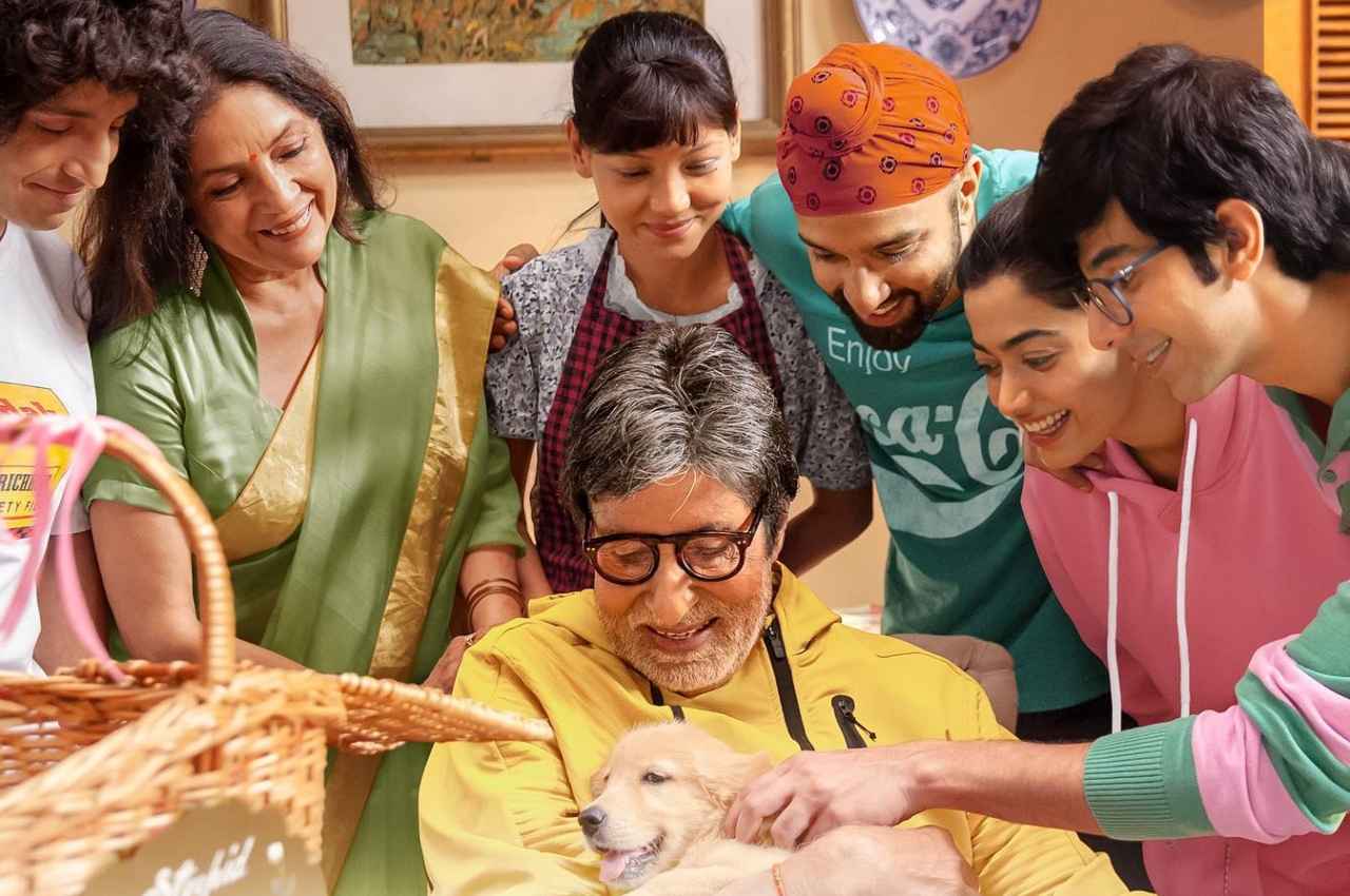 Goodbye New Poster: रश्मिका मंदाना की क्रेजी फैमिली में शामिल हुए Big B, देखें
