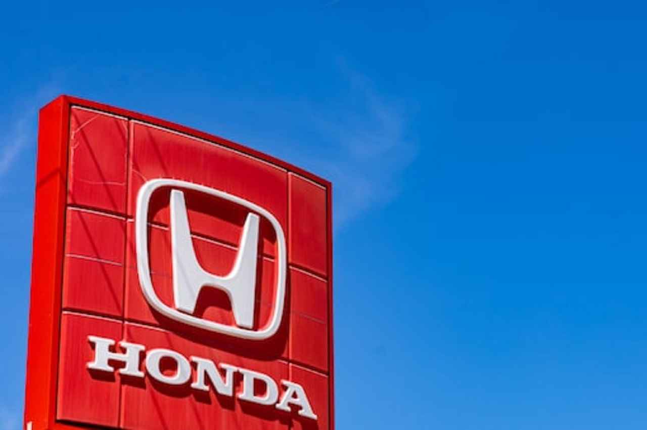 Honda कर्मचारियों को झटका! जो बोनस दिया गया उसको अब दोबारा वापस मांग रही है कंपनी