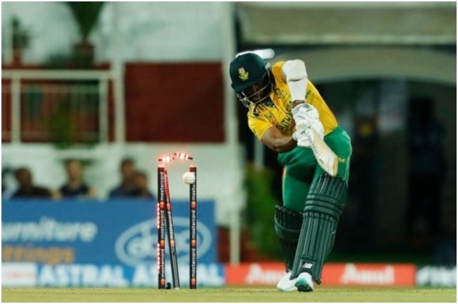 ind vs sa greenfield stadium pitch