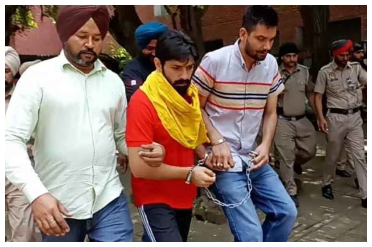 Lawrence Bishnoi : सुप्रीम कोर्ट ने कहा गलत काम का भुगतना होगा परिणाम, दर्ज मामलों की मांगी डिटेल