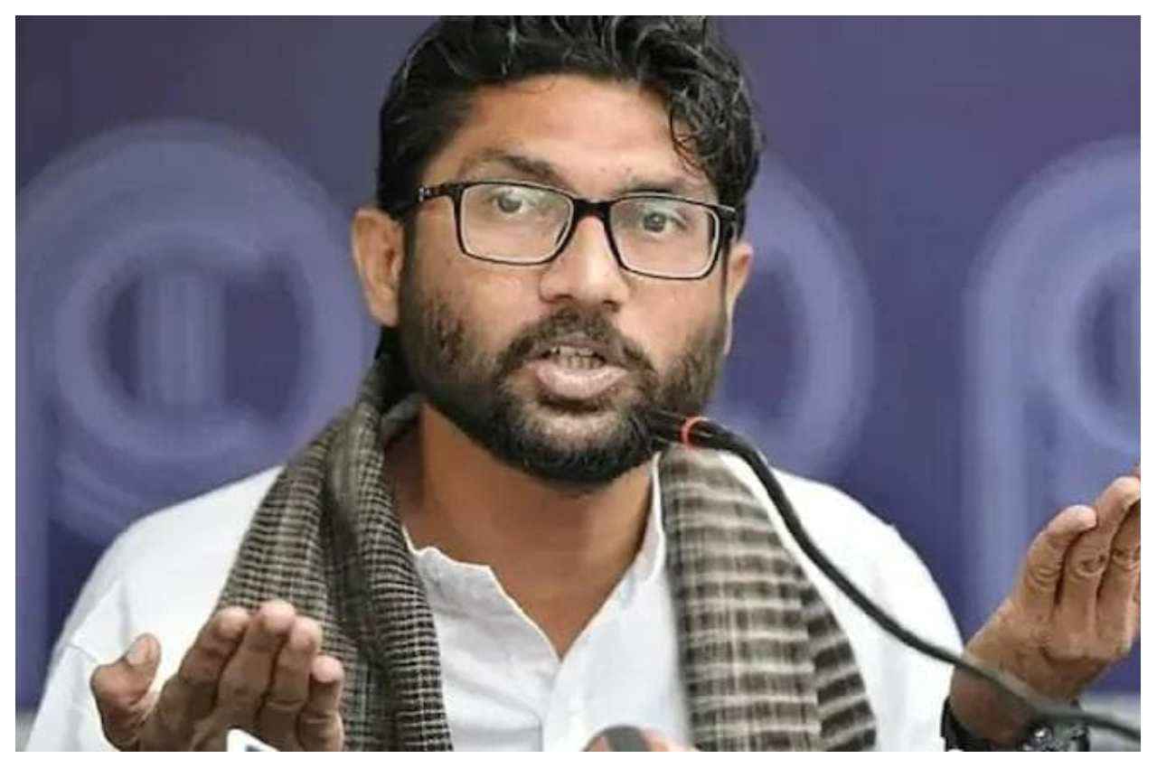 कोर्ट ने जिग्नेश मेवानी को सुनाई 6 महीने की सजा, जानें क्या है 6 साल पुराना मामला