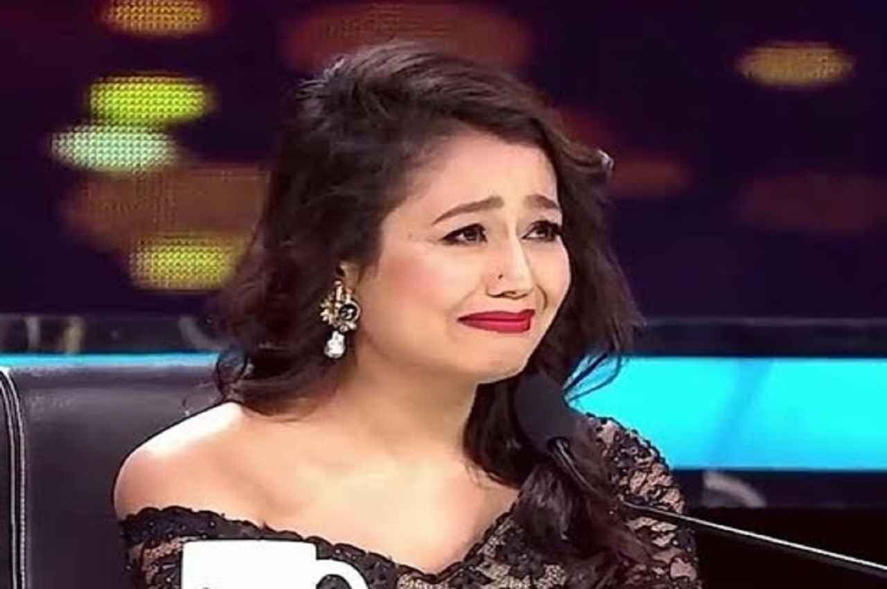 ट्रोलिंग के बीच Neha Kakkar ने लिखा इमोशनल पोस्ट, बोलीं- ये सब मुझे क्यों मिला...