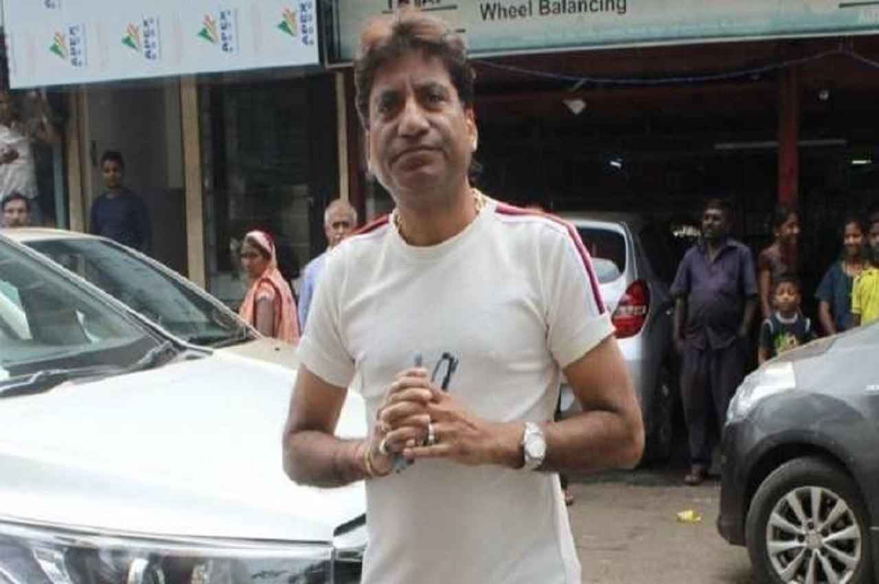 Raju Srivastava Car Collection: कॉमेडी किंग के पास थी ये तीन कारें, सबसे अधिक रहते थे इनोवा में सवार!