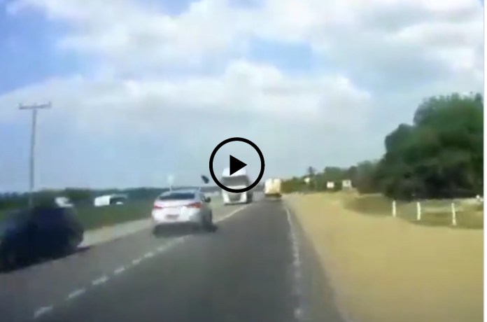 video viral, car accident
