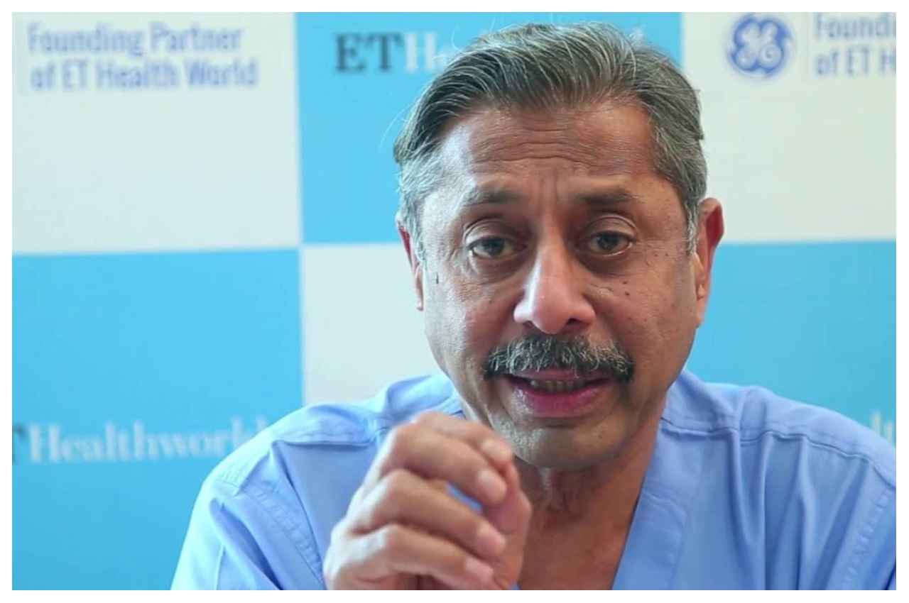 कोविड के नए वैरियंट पर डॉक्टर बोले, डरें नहीं बस रहें सावधान