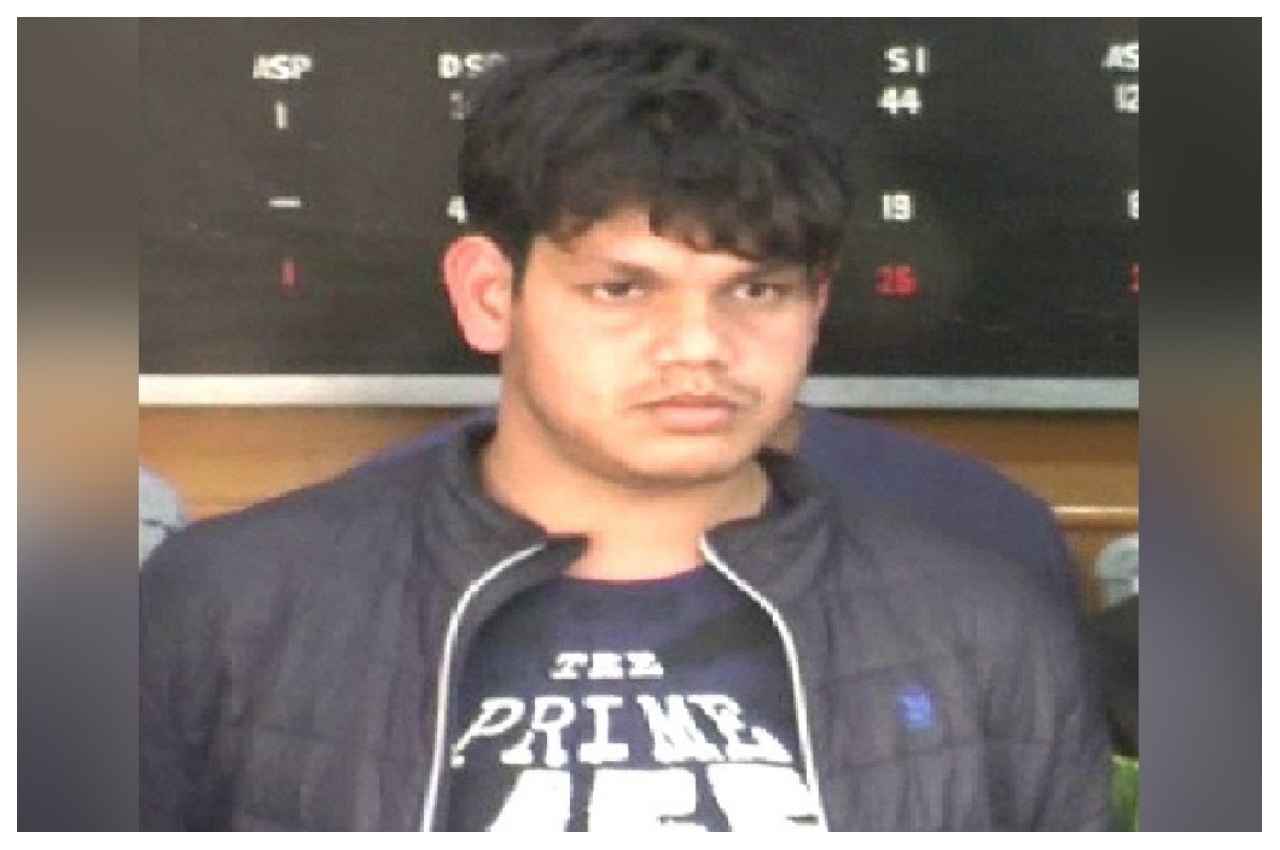 दीपक टीनू दीपक टीनू