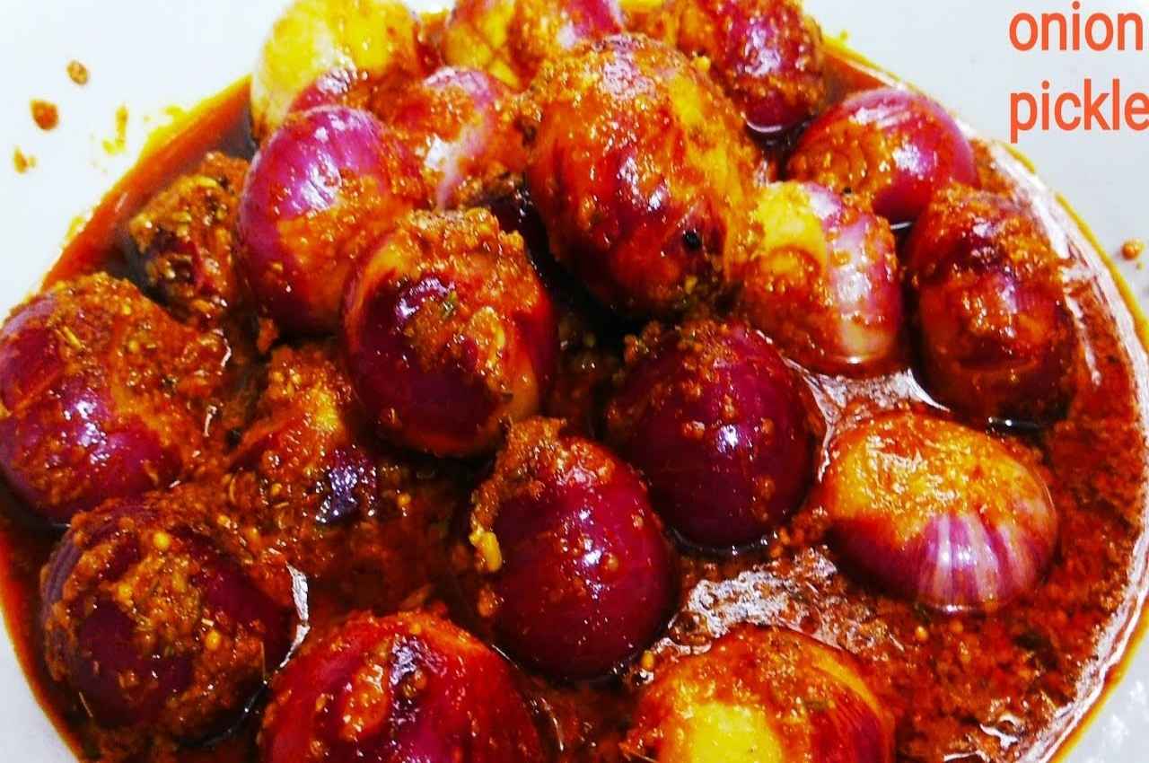 Onion Pickle: भूख बढ़ाने में मदद करता है टेस्टी  प्याज का अचार, ये रही झटपट बनाने की विधि