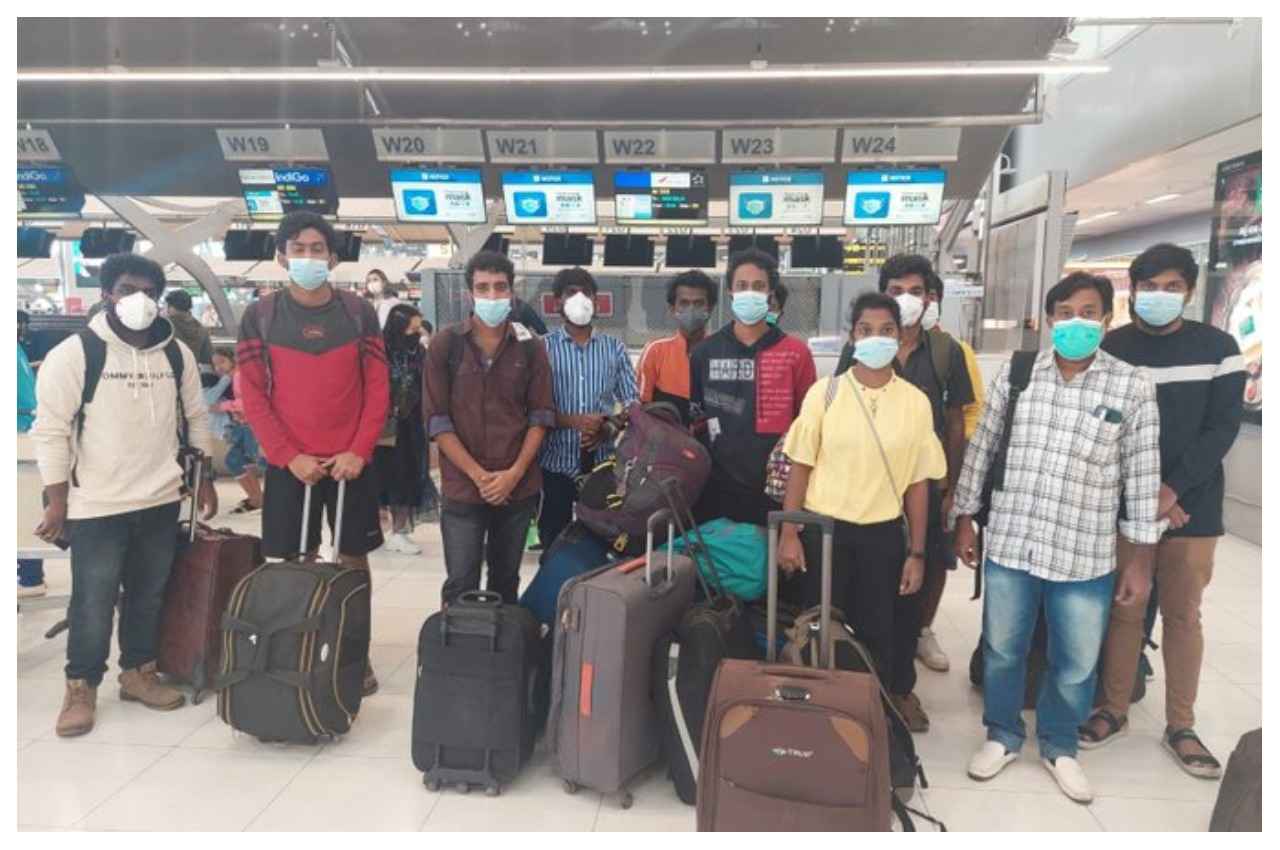 थाईलैंड में नौकरी देने के नाम पर ले गए म्यांमार, इन रूह कपां देने वाली परिस्थितियों में करवाते थे काम