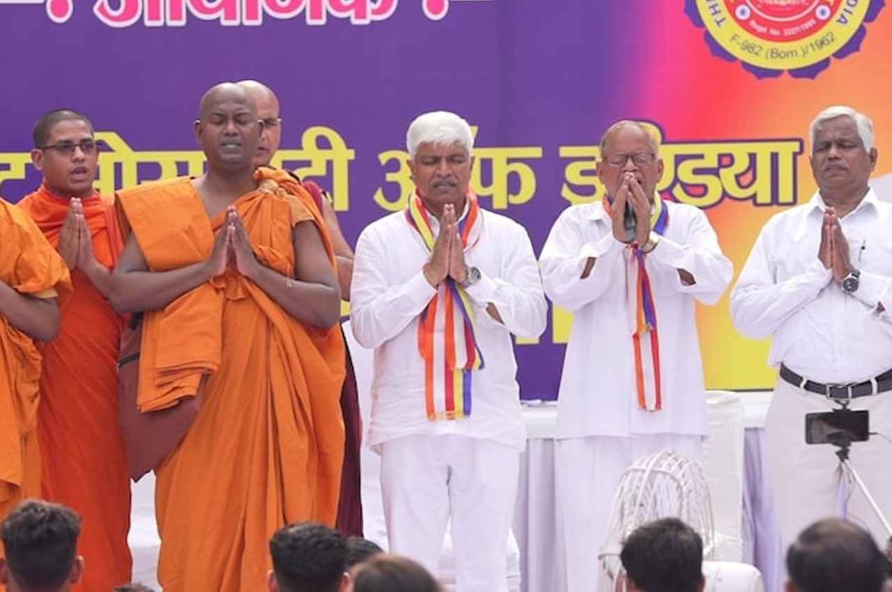'राम-कृष्ण को नहीं मानूंगा', बौद्ध महासभा में AAP के मंत्री ने दिलाई शपथ, भाजपा ने बर्खास्त करने की मांग की
