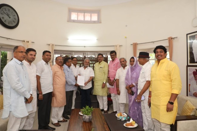 BJP leaders reach to meet Speaker CP Joshi BJP leaders reach to meet Speaker CP Joshi