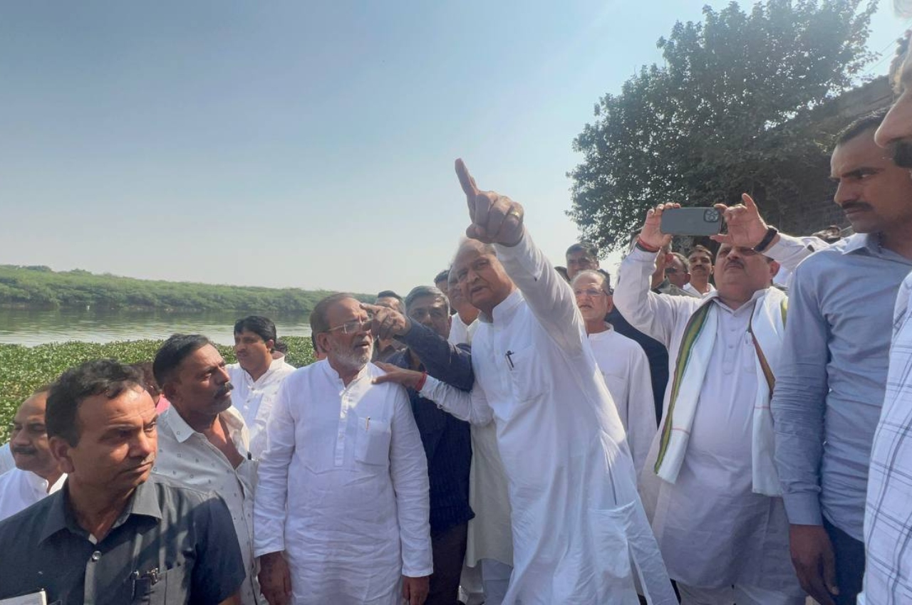 CM Gehlot reached the spot of Morbi accident
