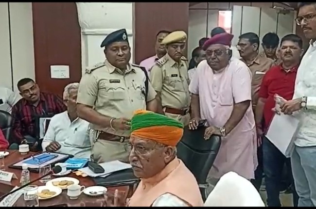 Devi Singh Bhati, Arjun Ram Meghwal Devi Singh Bhati, Arjun Ram Meghwal