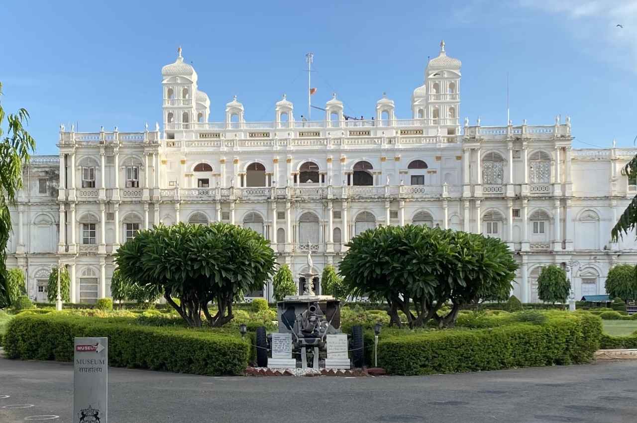 Jaivilas Palace: इस केंद्रीय मंत्री के महल में जाएंगे अमित शाह, देखें अंदर से कैसा दिखता है उनका पैलेस