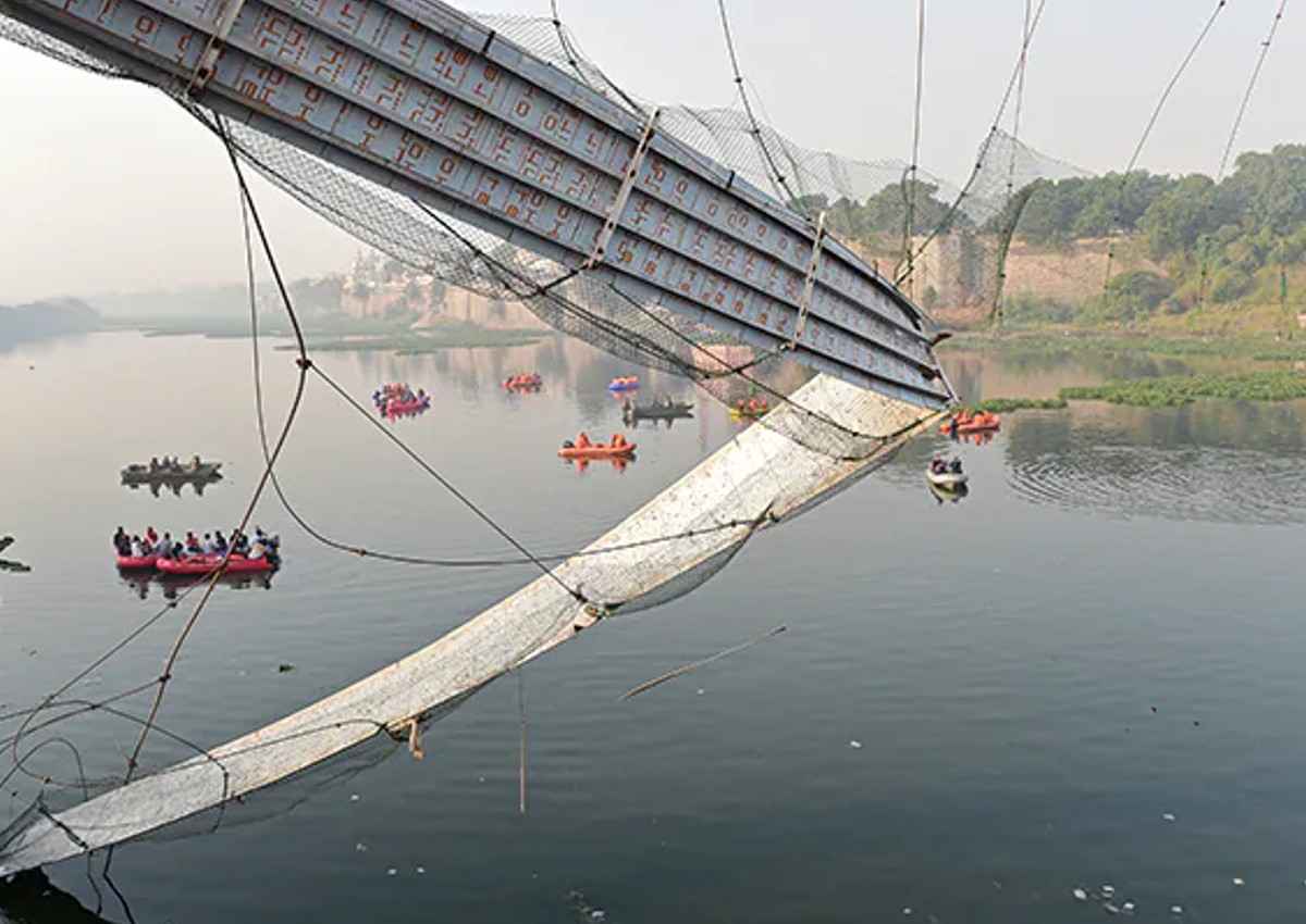 Morbi Bridge Tragedy: मोरबी पुल हादसा मामले में कोर्ट ने 4 आरोपियों को न्यायिक हिरासत में भेजा