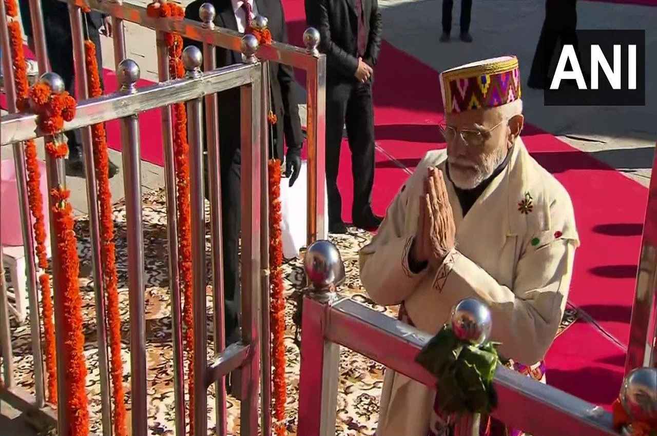PM Modi Uttarakhand Visit: केदारनाथ और बद्रीनाथ धाम के दौरे पर पीएम मोदी, 3400 करोड़ रुपये के परियोजनाओं की रखेंगे आधारशिला