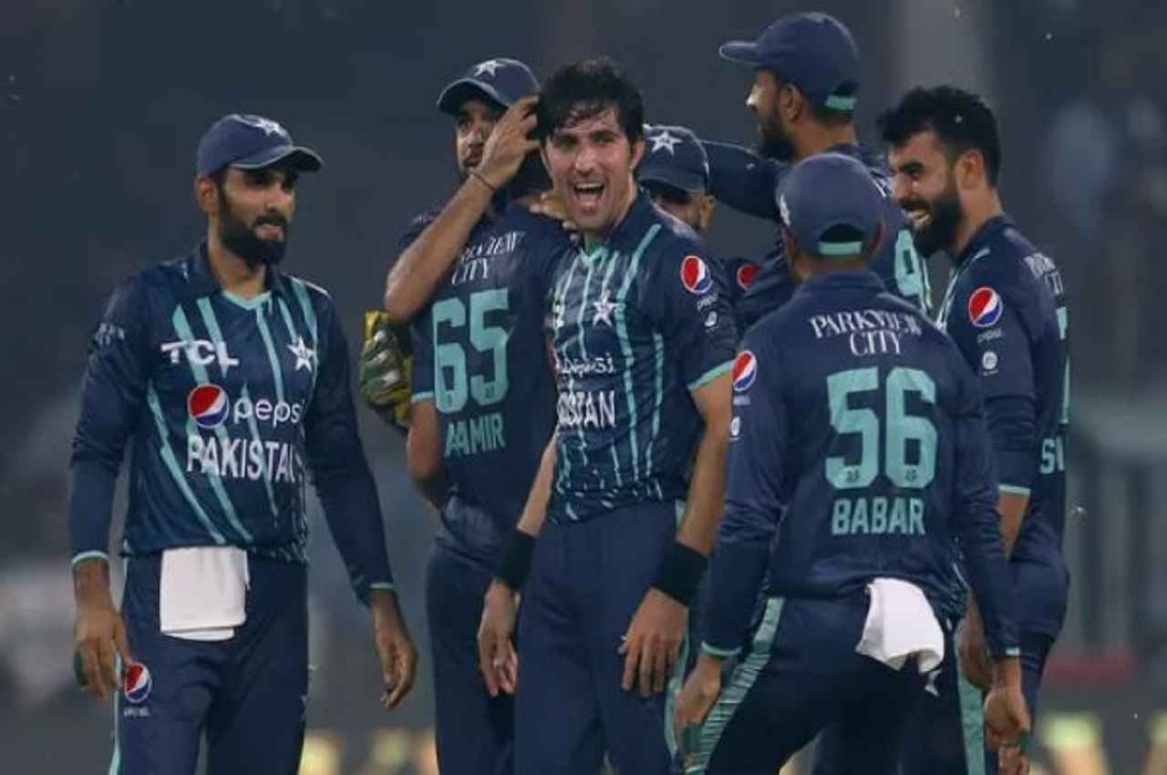 Pak VS Eng
