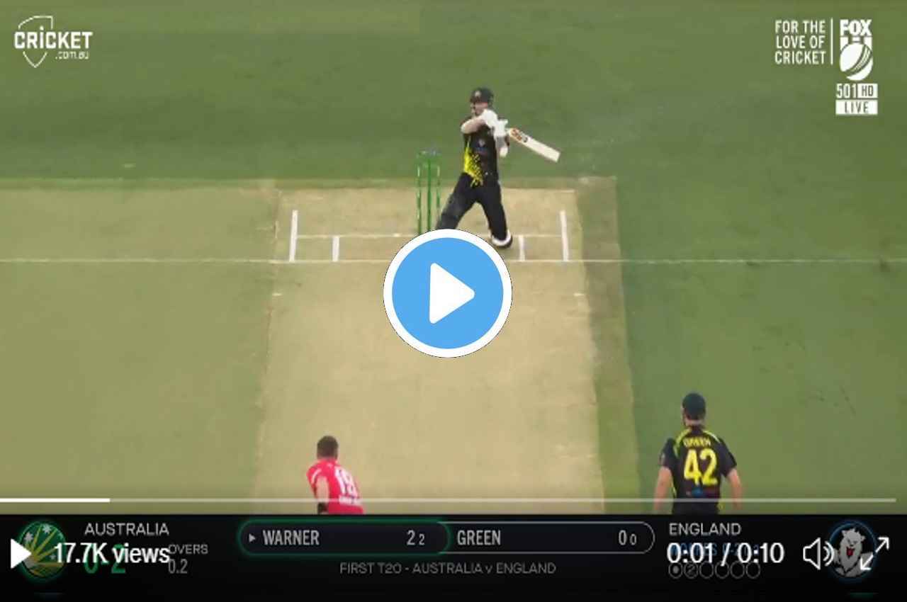 AUS vs ENG: बटलर के बाद वॉर्नर का तूफान, क्रीज पर गिरे और जड़ दिया अजीबो-गरीब छक्का, देखें VIDEO