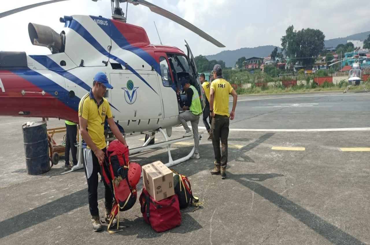 Uttarkashi Avalanche: चौबीस घंटे बाद भी बचाव कार्य जारी, सरसावा और बरेली से तीन ओर हेलीकॉप्टर तैनात, अब तक 14 रेस्क्यू