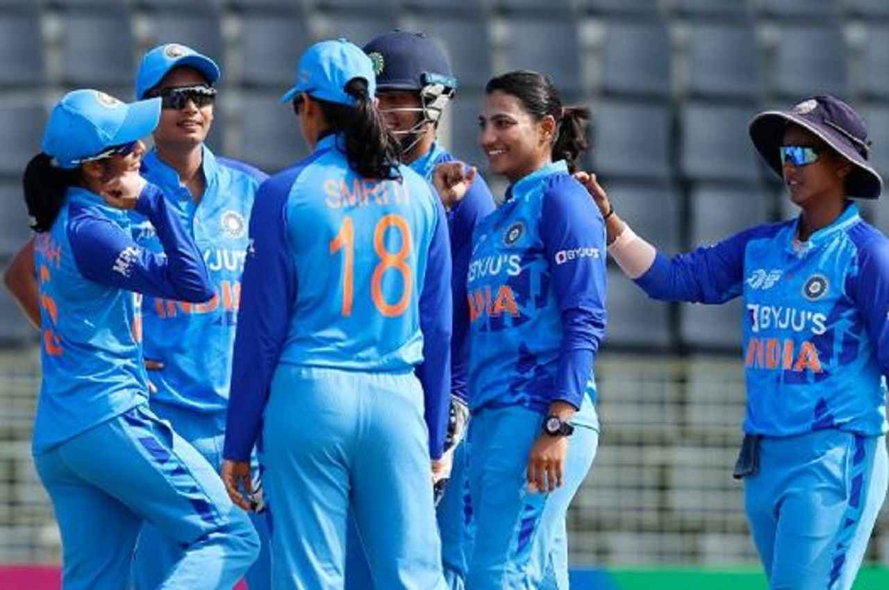 Women's Asia Cup 2022: भारतीय टीम ने रचा इतिहास, श्रीलंका को मात देकर 7वीं बार बनी एशिया कप चैंपियन
